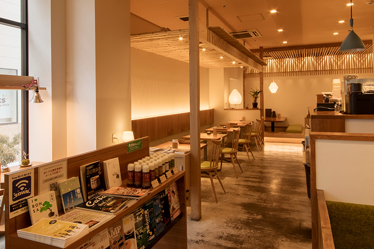 開放感のある店内で